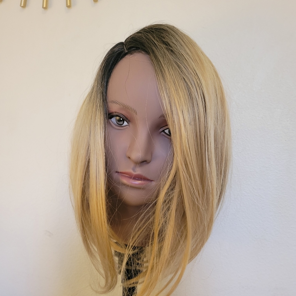 Blond wig no lace